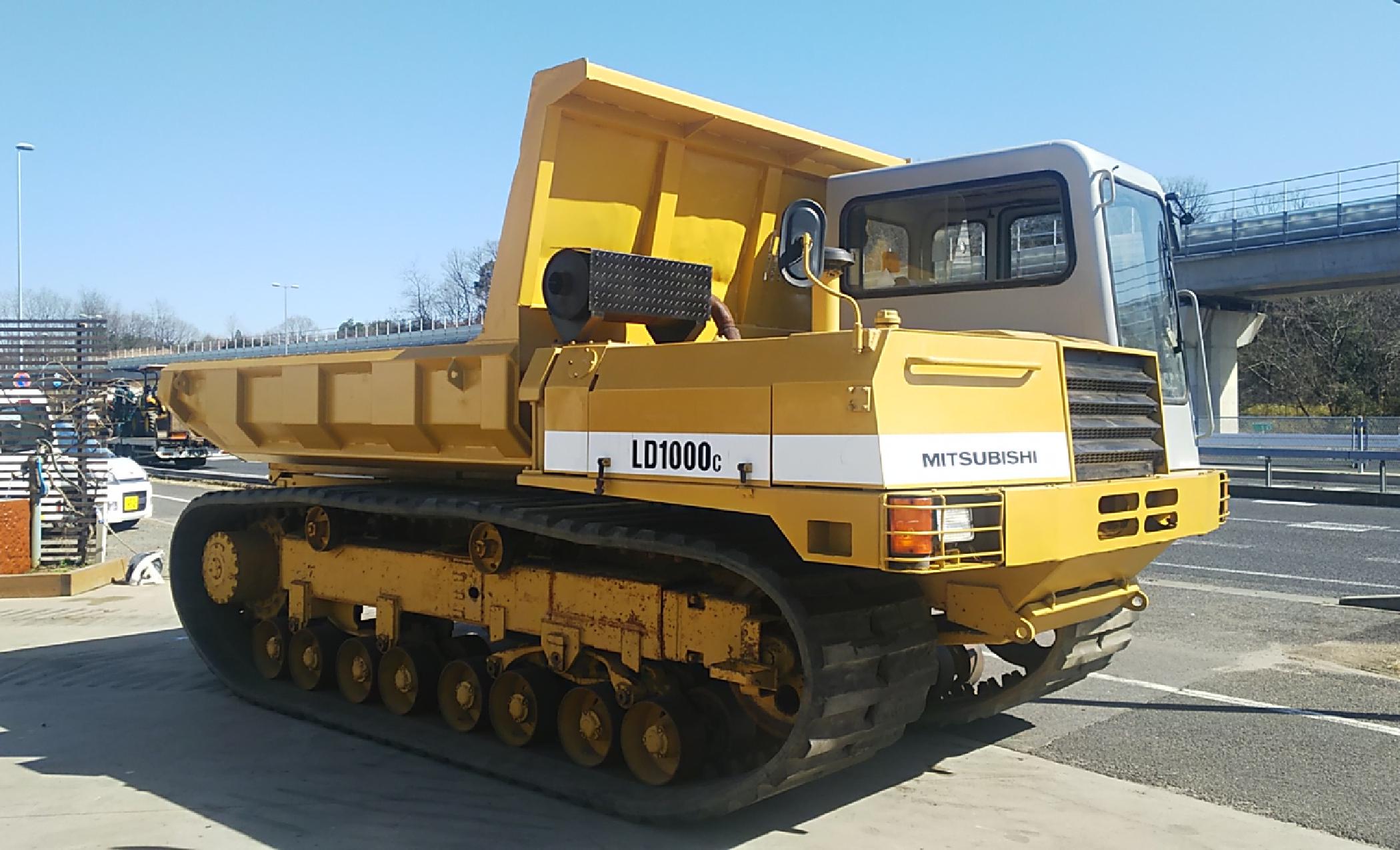 2000 三菱LD1000C クローラーダンプ | 株式会社ワイズオートモービル